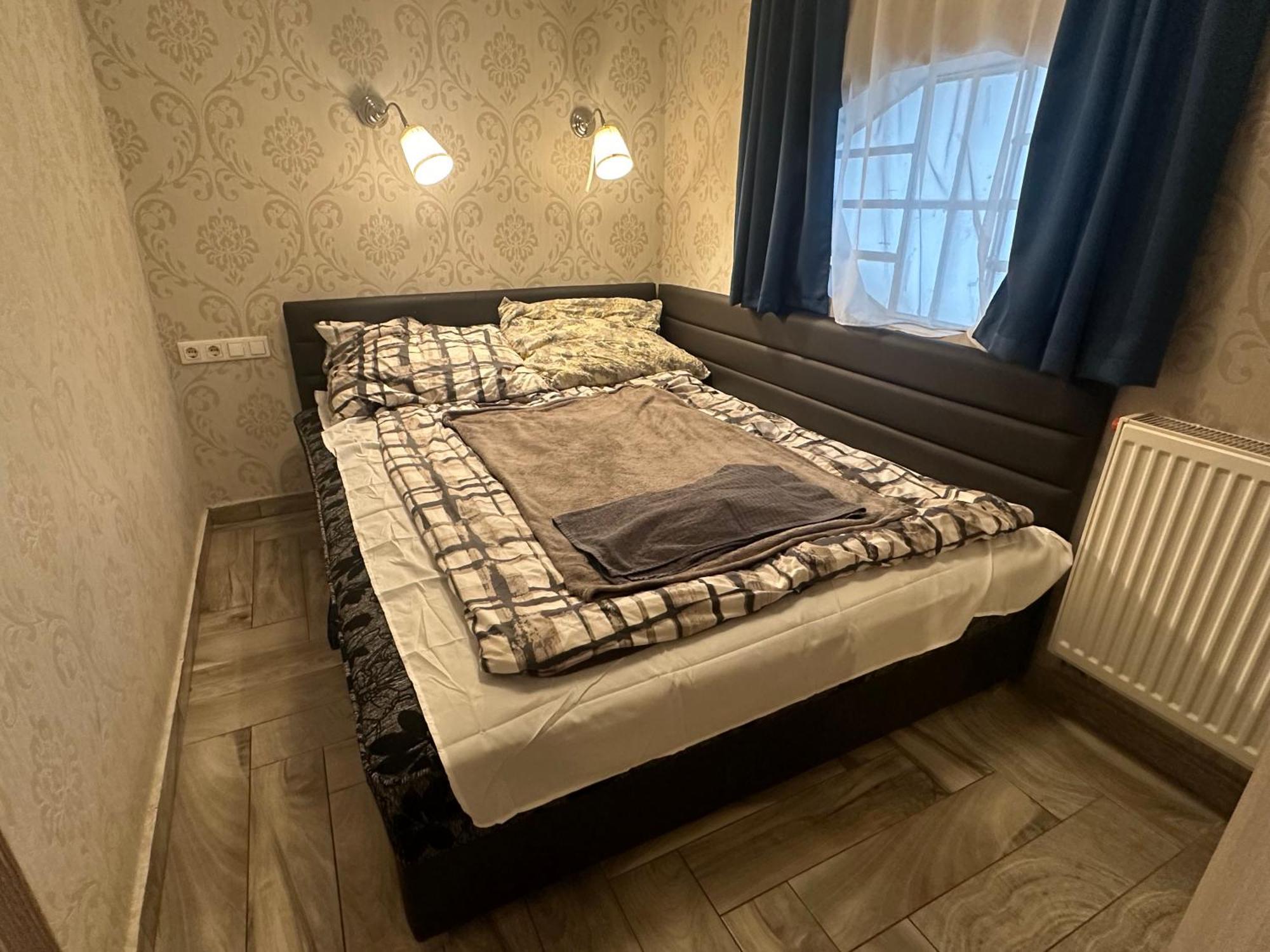 Apartment Bright Apartment In The Most Beautiful Street Of Budapest Vaci Street, Fashion Street